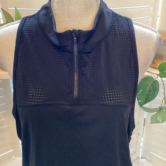 ATHLETA BLACK XL PARTIAL MESH TANK - Picture 2 of 7
